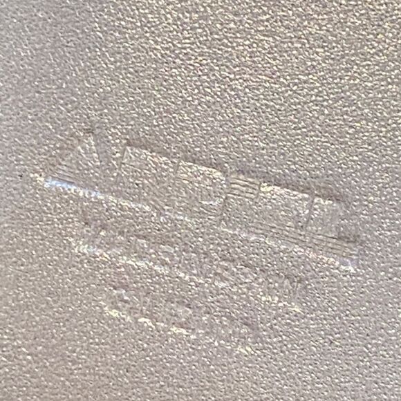 1361 Arpiel Vintage Embossed Leather Tan Checkbook Holder New - Picture 8 of 11